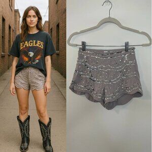 🐈True Decadence Sequin Scalloped Mini Shorts 4P